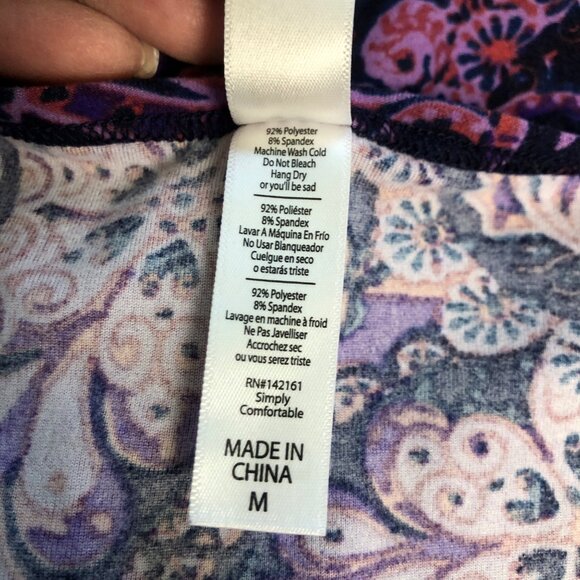 LuLaRoe Purple Pink Paisley Floral Top Womens Sz Medium Soft Short Sleeve Tunic - Picture 6 of 9